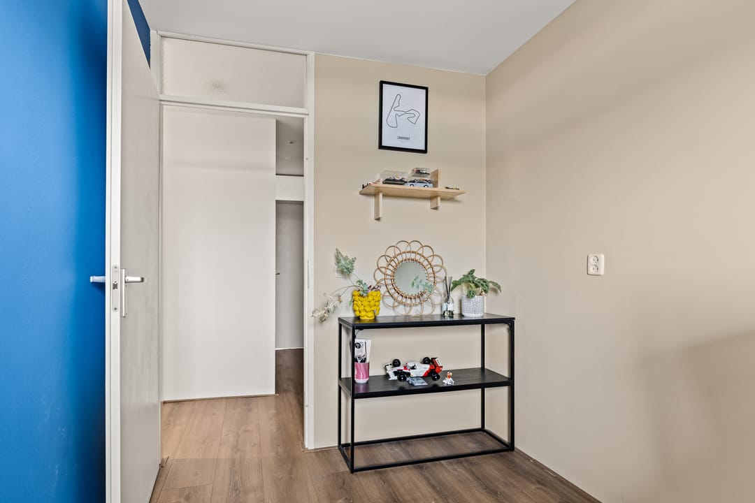 Foto 31 van Aartsbisschop Romerostraat 379