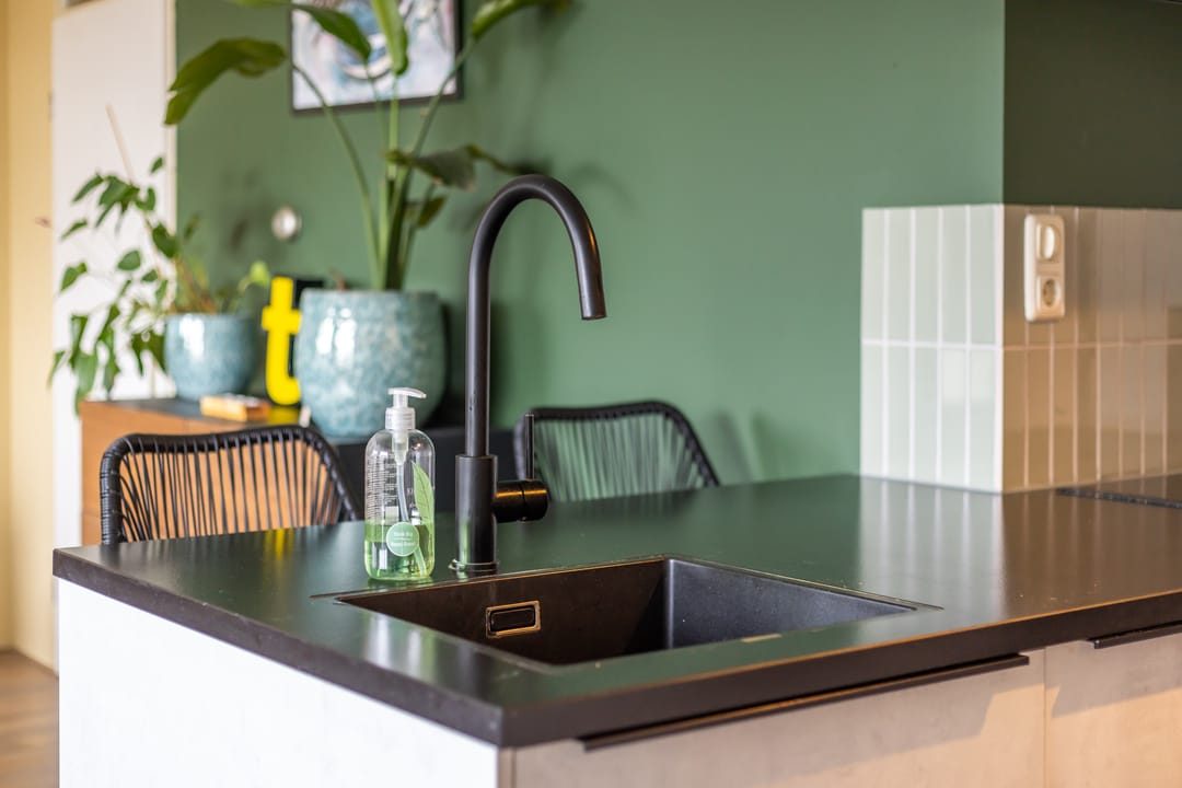 Foto 22 van Aartsbisschop Romerostraat 379