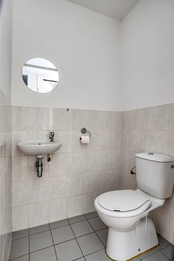 Foto 13 van Middeldijkerplein 103