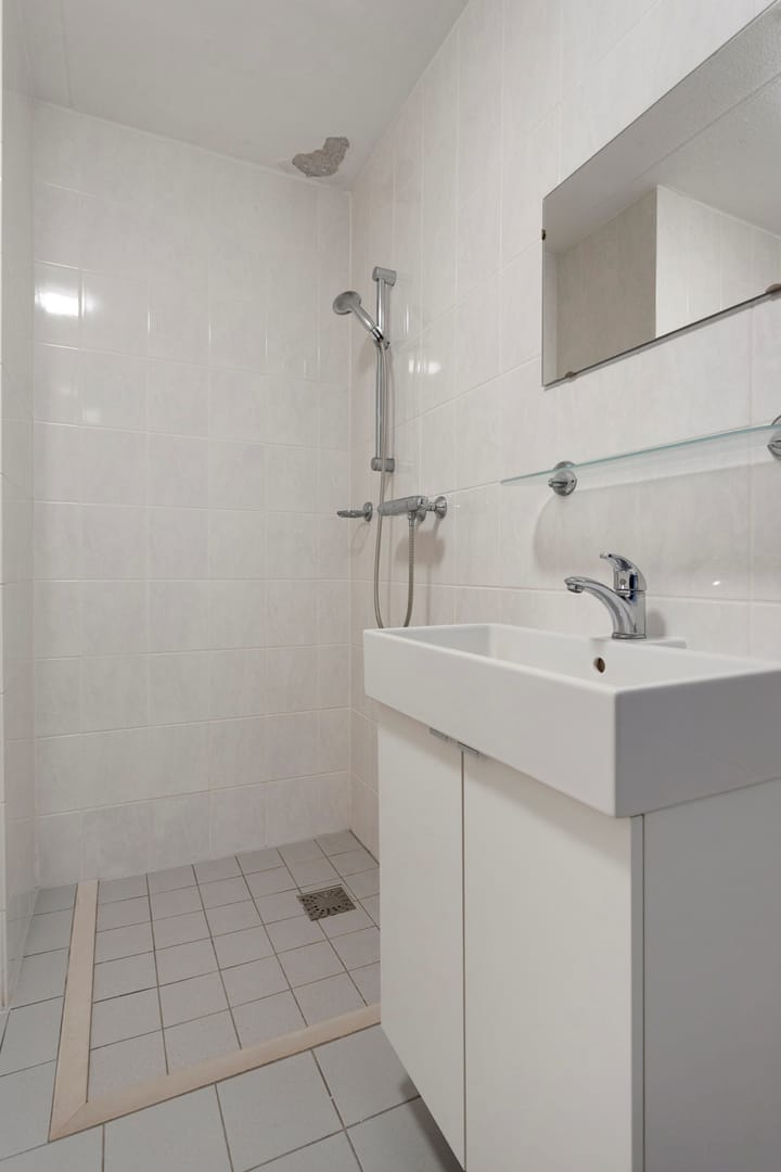 Foto 16 van Middeldijkerplein 103