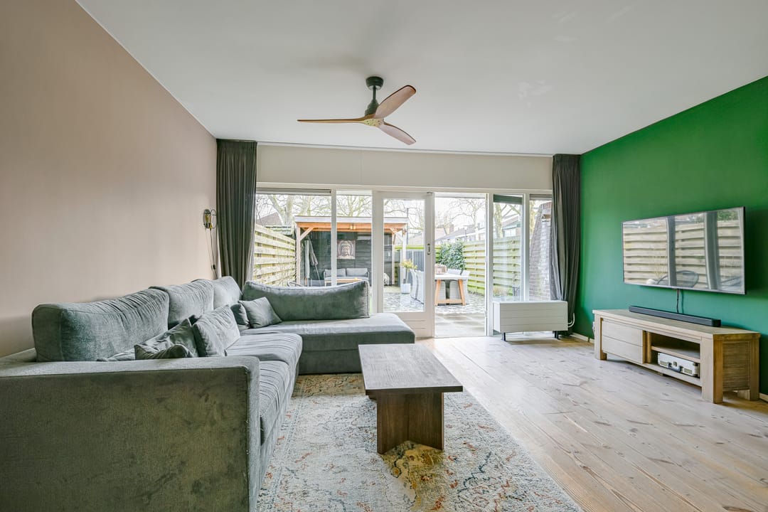 Foto 8 van Mezenhof 106