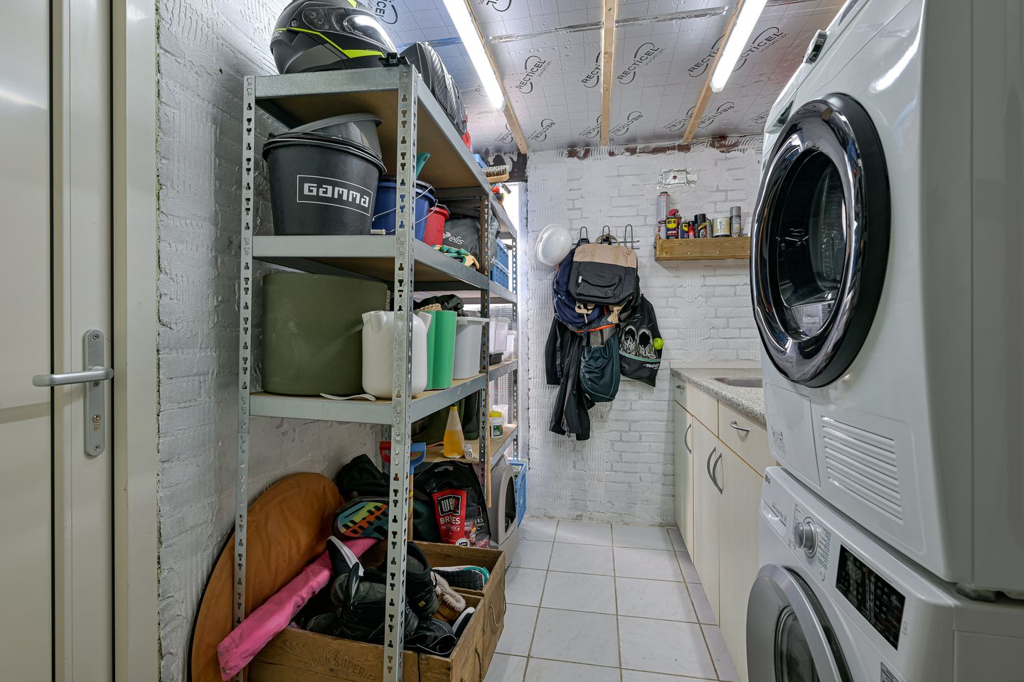 Foto 34 van Mezenhof 106