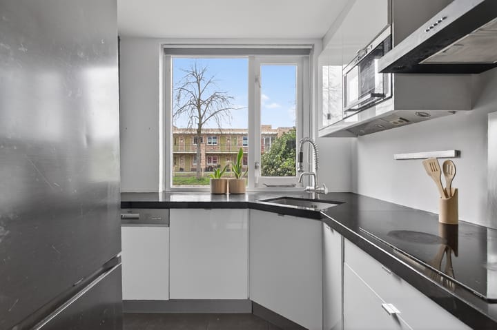 Photo 10 of Kreeftstraat 17