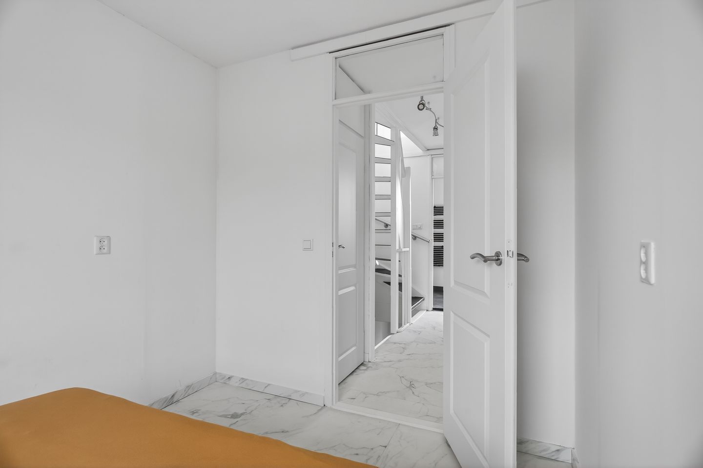 Photo 25 of Kreeftstraat 17