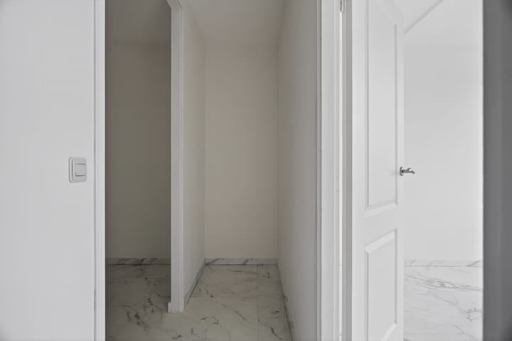 Photo 32 of Kreeftstraat 17