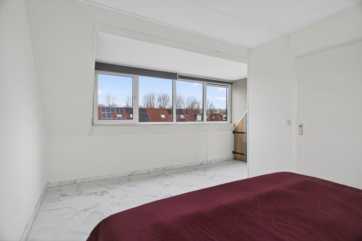 Photo 37 of Kreeftstraat 17