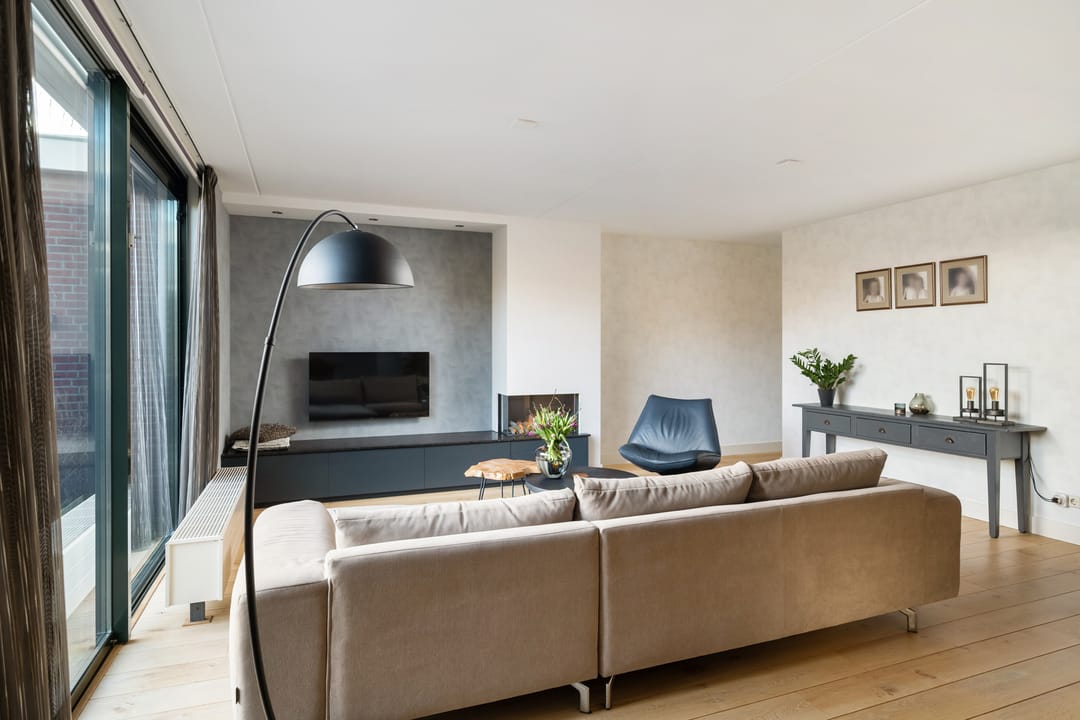 Foto 16 van Meerwedesingel 55