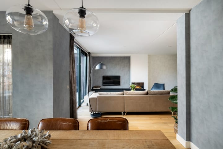 Foto 19 van Meerwedesingel 55