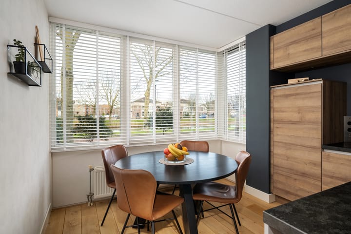 Foto 24 van Meerwedesingel 55