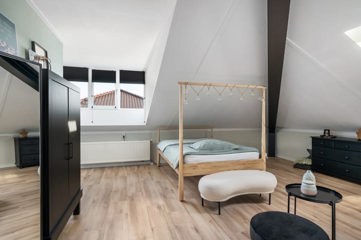 Foto 39 van Meerwedesingel 55