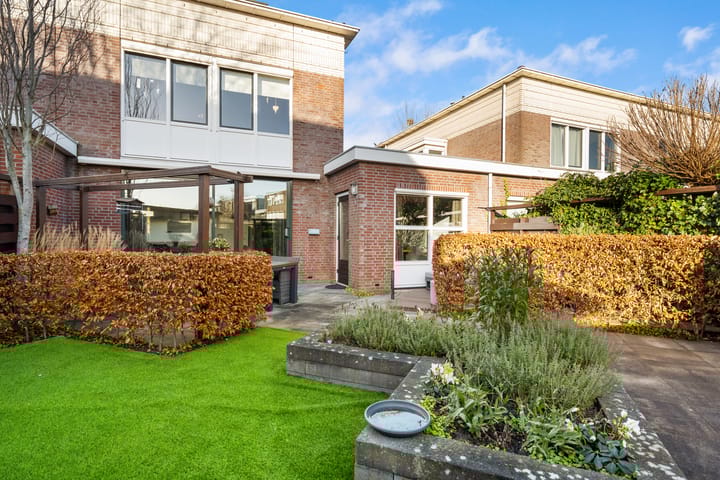 Foto 45 van Meerwedesingel 55