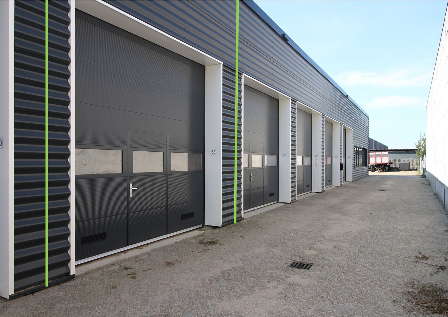 View photo 1 of Turbinestraat 18-E