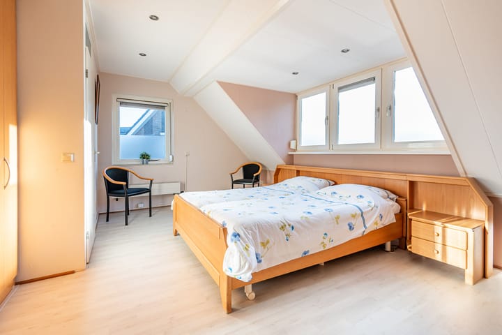 Foto 21 van Reggestraat 1