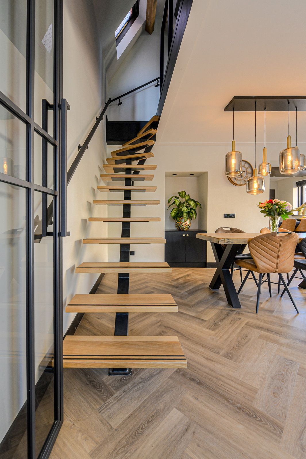 Foto 34 van Oranjestraat 4