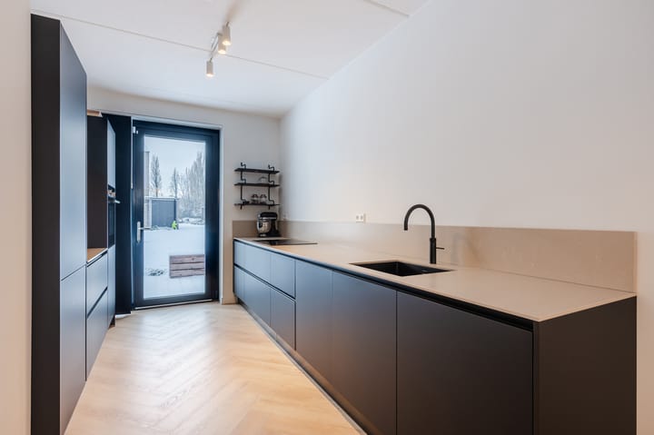 Foto 5 van Ellen Warmondhof 17