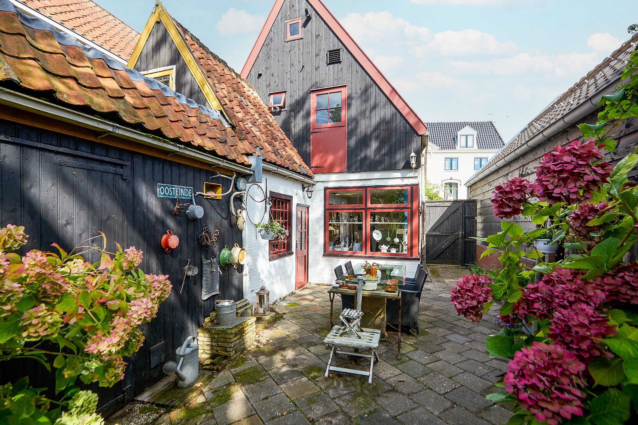 Buying a house in The Netherlands., Oosteinde 50