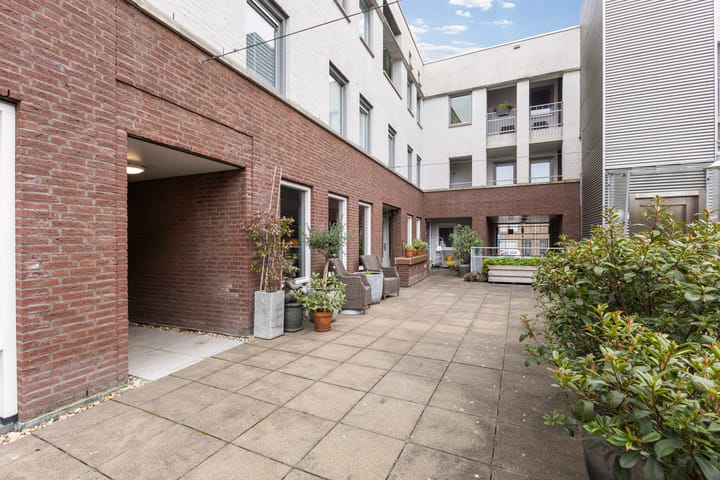 Foto 3 van Oostwal 34-E