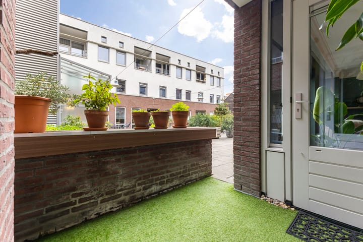 Foto 8 van Oostwal 34-E