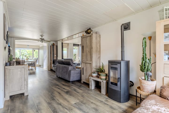 Foto 8 van Wegedoorn 104