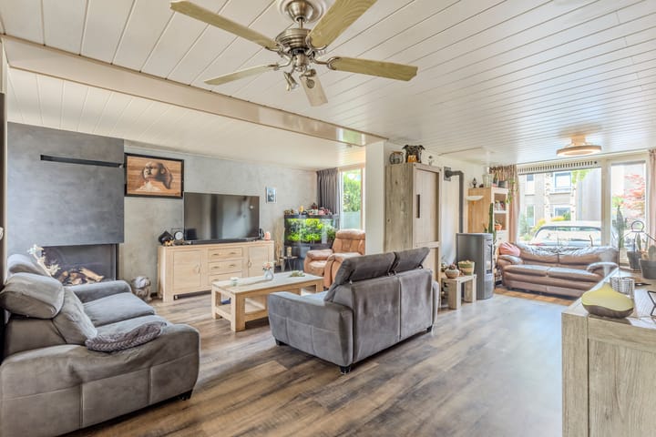 Foto 10 van Wegedoorn 104