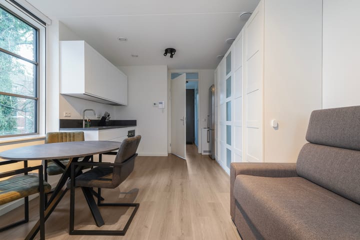 Foto 12 van Atelierstraat 176