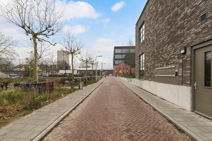 Foto 25 van Atelierstraat 176