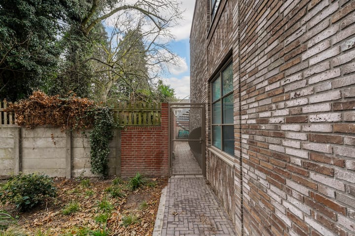 Foto 27 van Atelierstraat 176