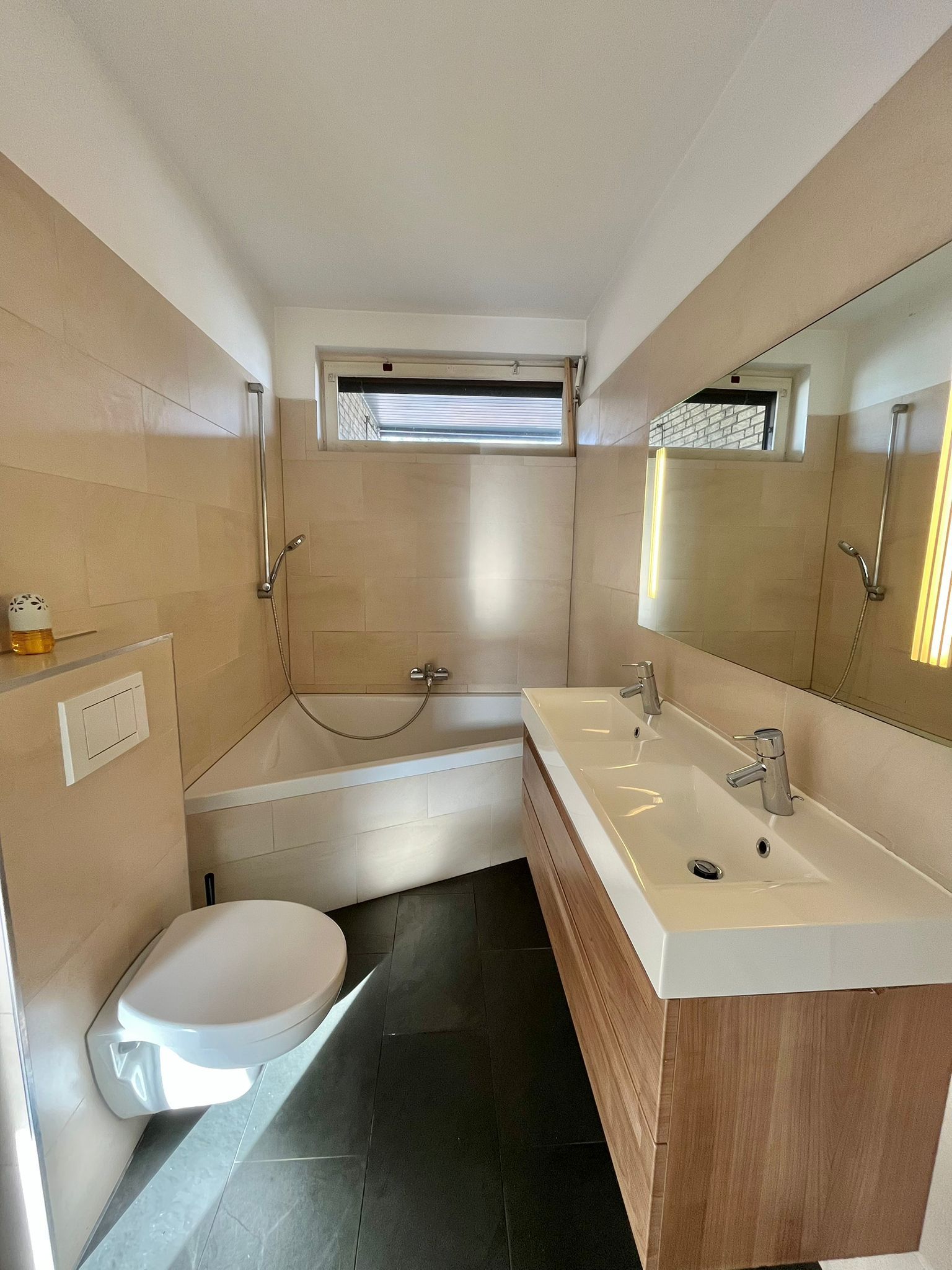 Foto 9 van Pieter de Hooghstraat 27