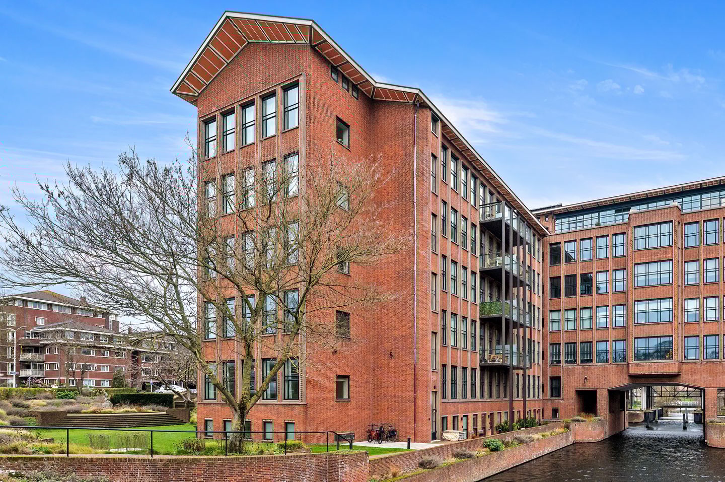 Foto 1 van Plesmanweg 565