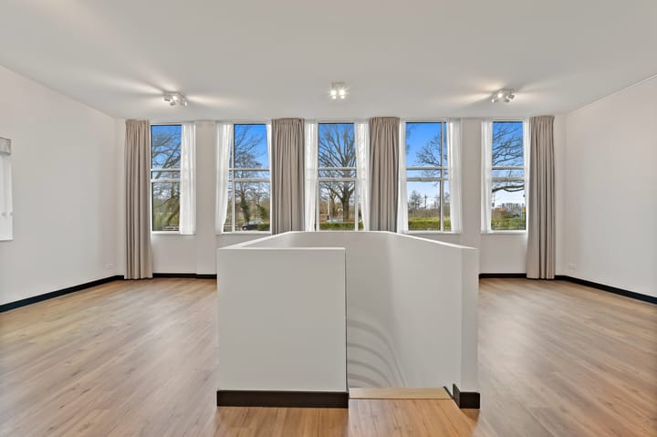 Foto 2 van Plesmanweg 565