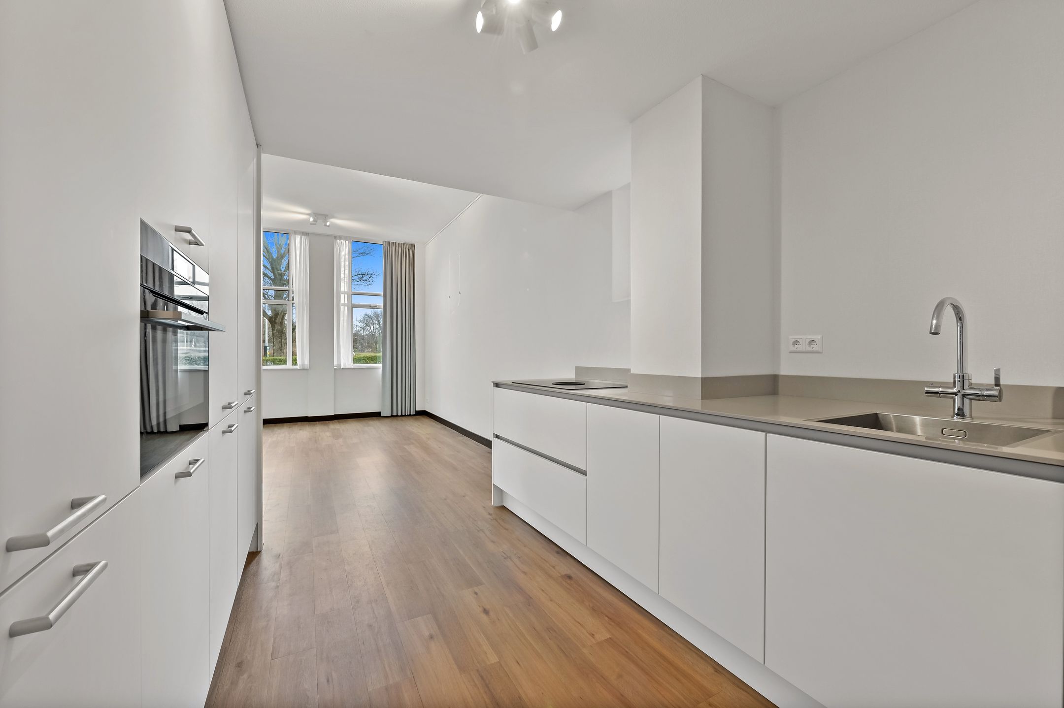 Foto 3 van Plesmanweg 565