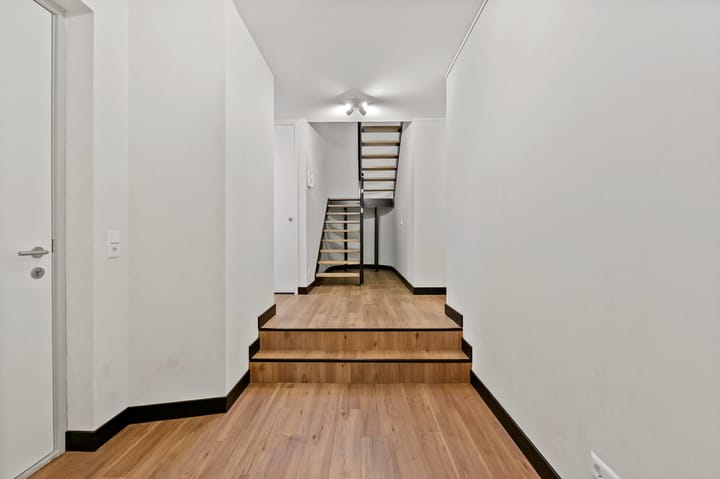 Foto 9 van Plesmanweg 565