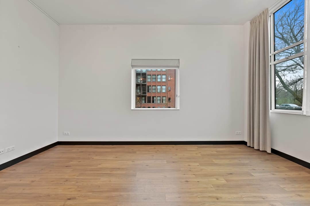 Foto 11 van Plesmanweg 565