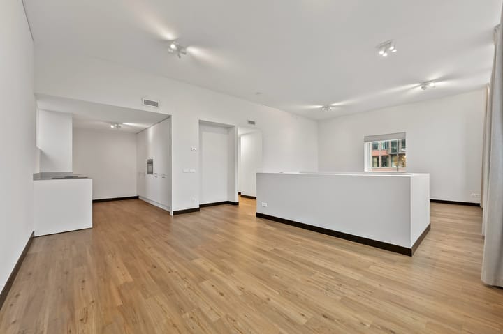 Foto 13 van Plesmanweg 565