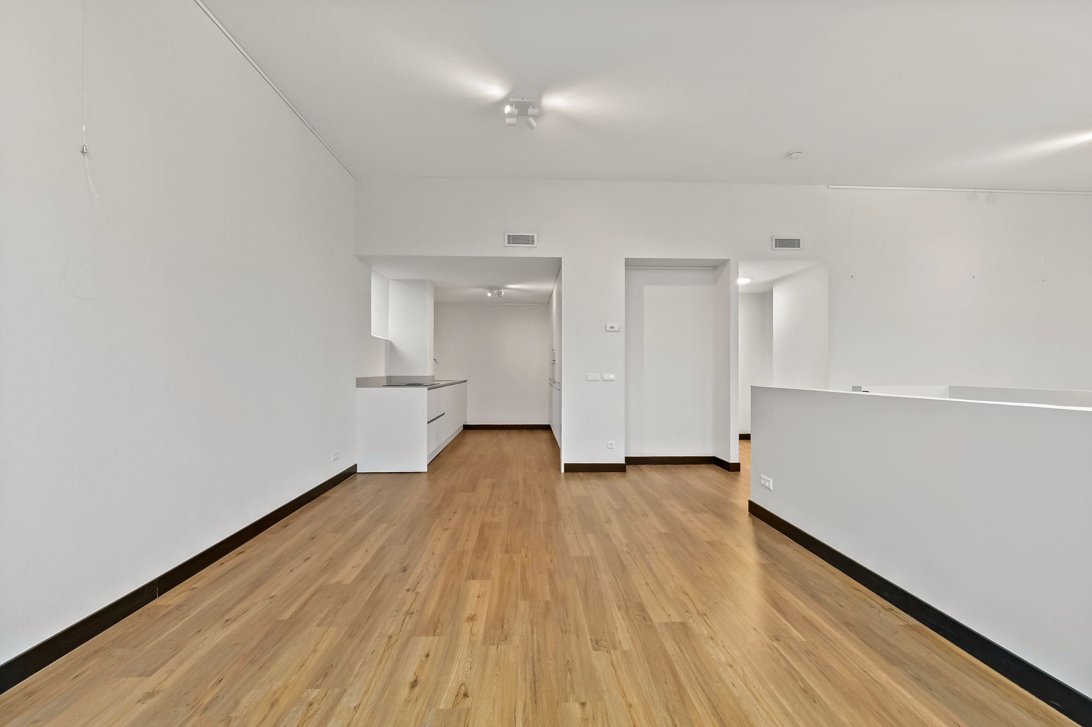 Foto 15 van Plesmanweg 565