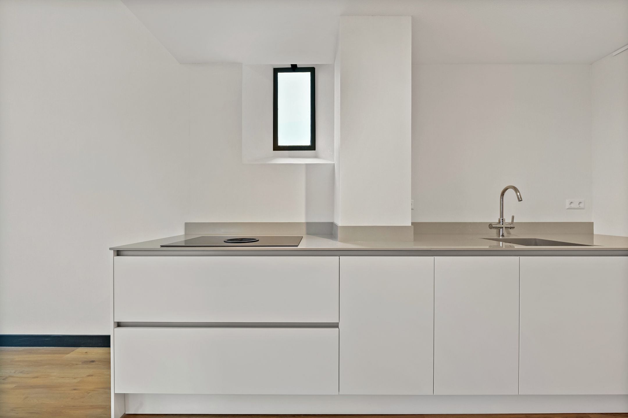 Foto 18 van Plesmanweg 565