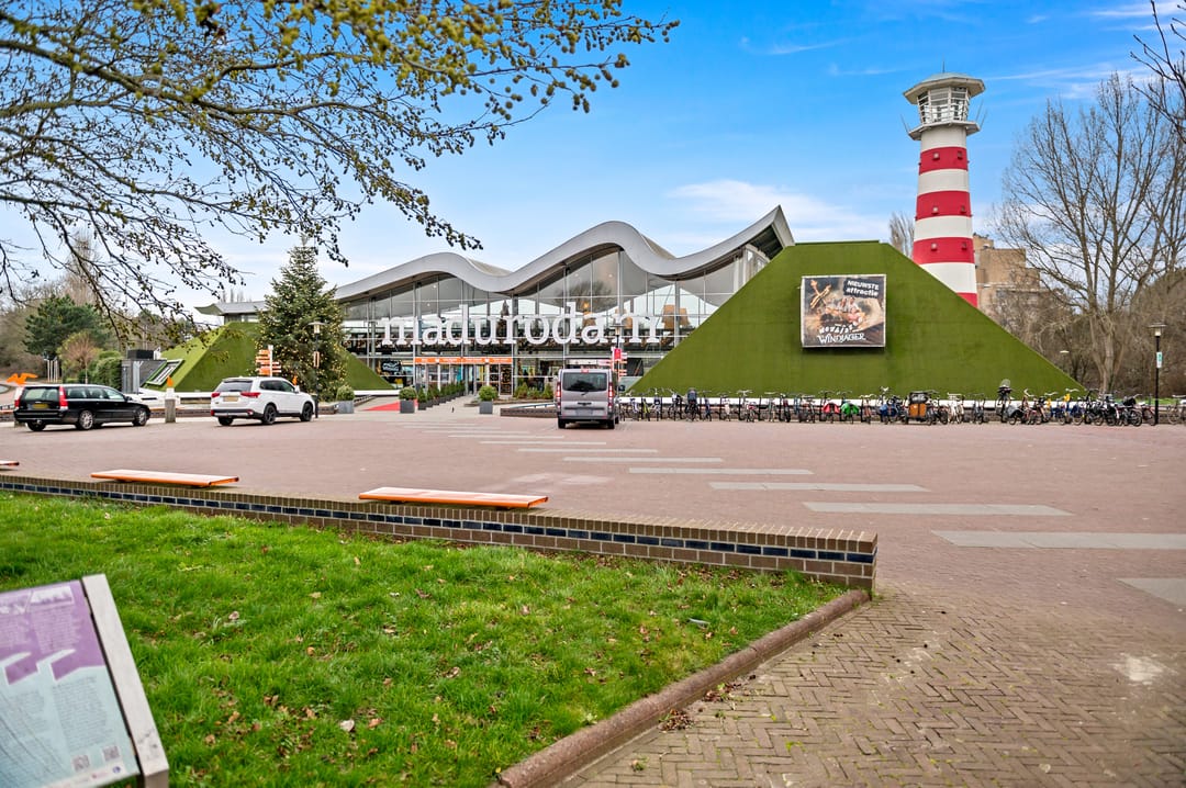 Foto 38 van Plesmanweg 565