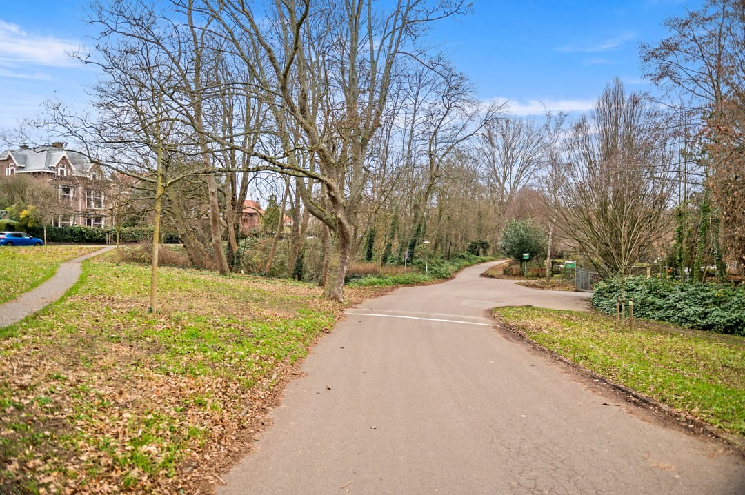 Foto 43 van Plesmanweg 565