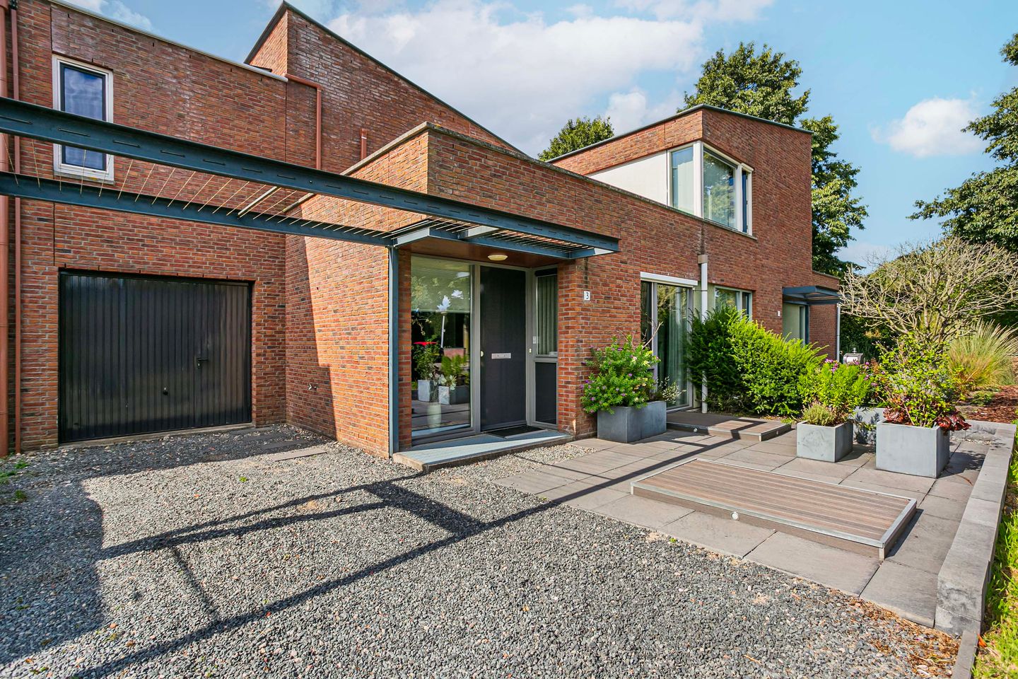 Photo 34 of Tjonger 3