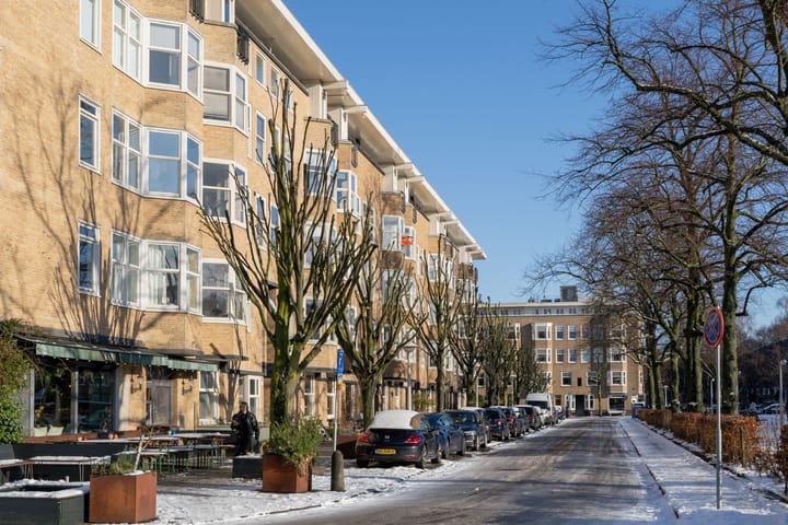 Photo 23 of Van Tuyll van Serooskerkenweg 162-2