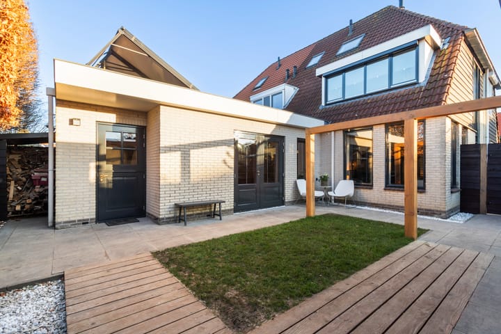 Foto 33 van Schokker 70