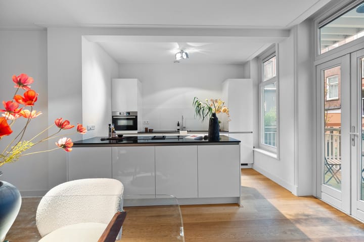 Foto 19 van Jacob van Lennepstraat 19-H