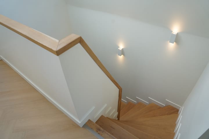 Foto 35 van Mr. P.C. Hennequinstraat 8