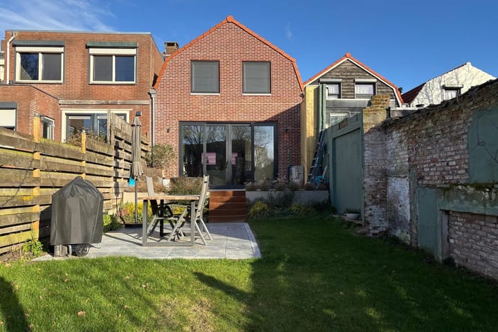 Foto 38 van Mr. P.C. Hennequinstraat 8