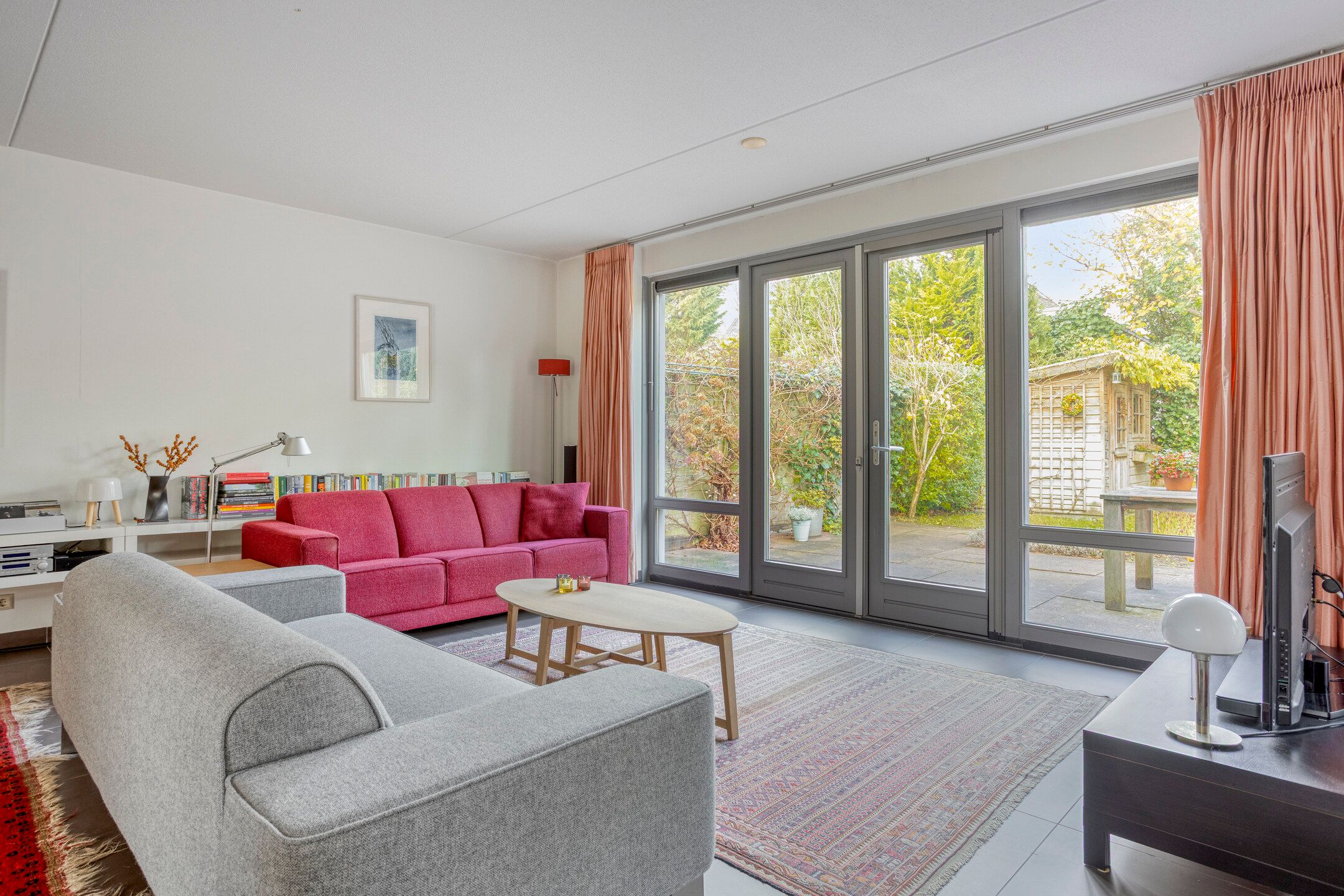 Photo 6 of Mgr.dr. H. Poelslaan 18