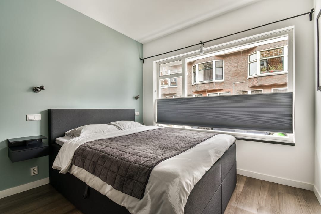 Photo 13 of Diepenbrockstraat 113