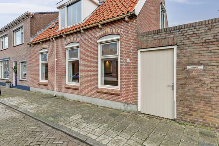 Foto 7 van Adrianastraat 12