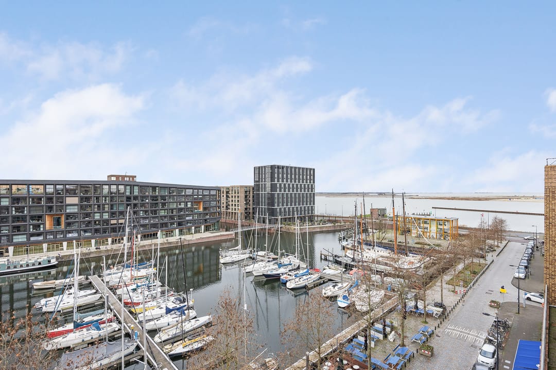 Foto 22 van Krijn Taconiskade 324