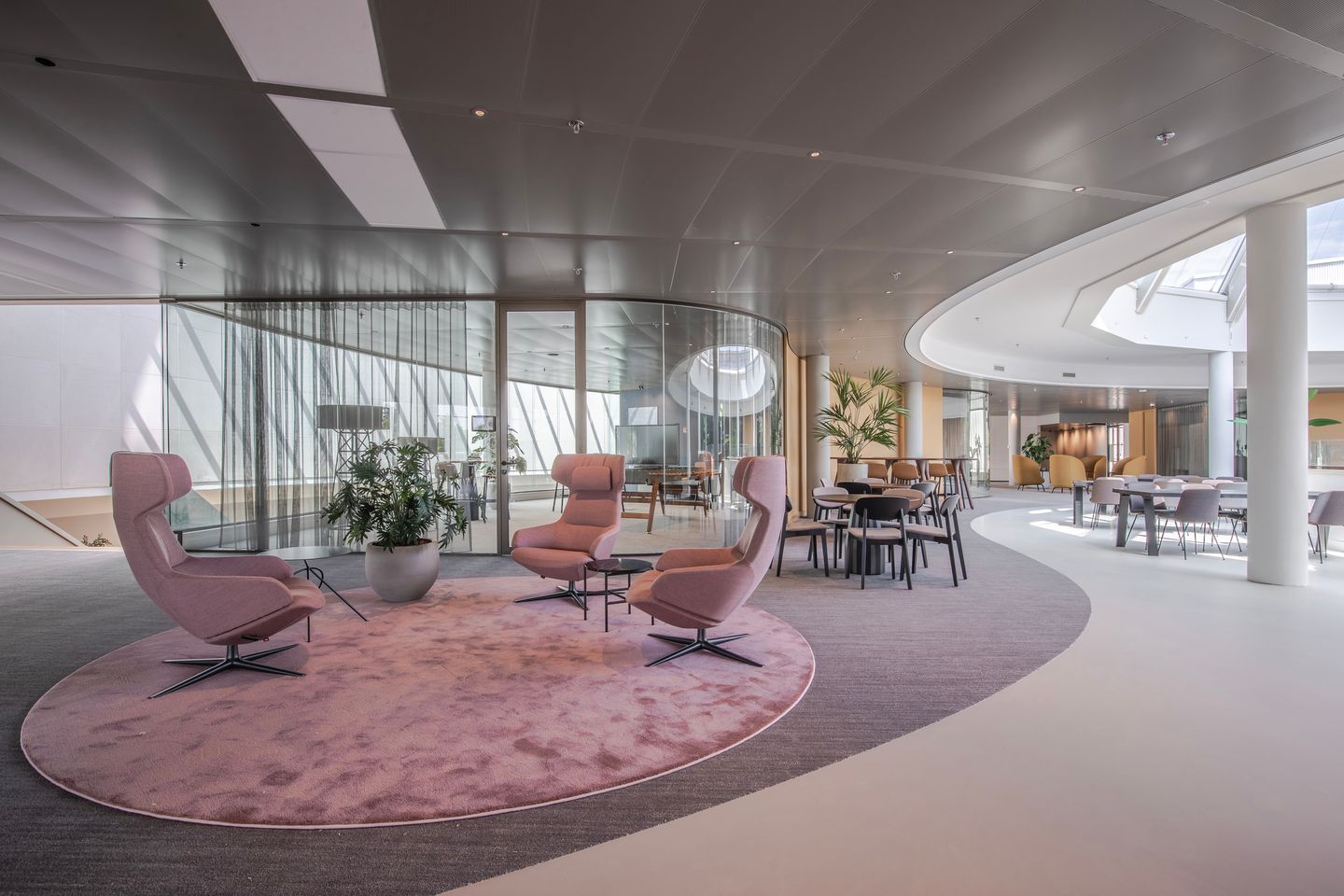 Bekijk foto 4 van Rijksweg-West 2