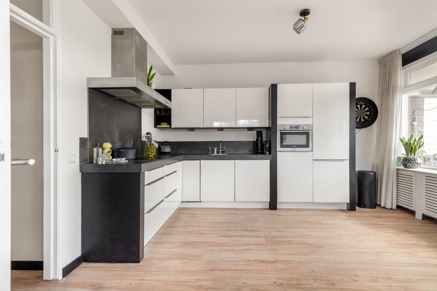 Foto 10 van Dorpsstraat 81-E